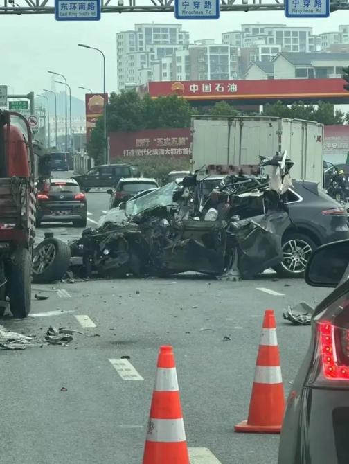 沈陽車禍?zhǔn)鹿噬疃冉馕觯鹿尸F(xiàn)場、救援行動與反思，歷年案例分析