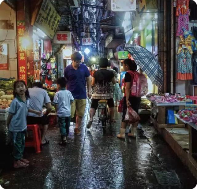 十一月魔法日，原創(chuàng)頭像塌圈新風(fēng)尚與巷弄深處的獨(dú)特小店探秘